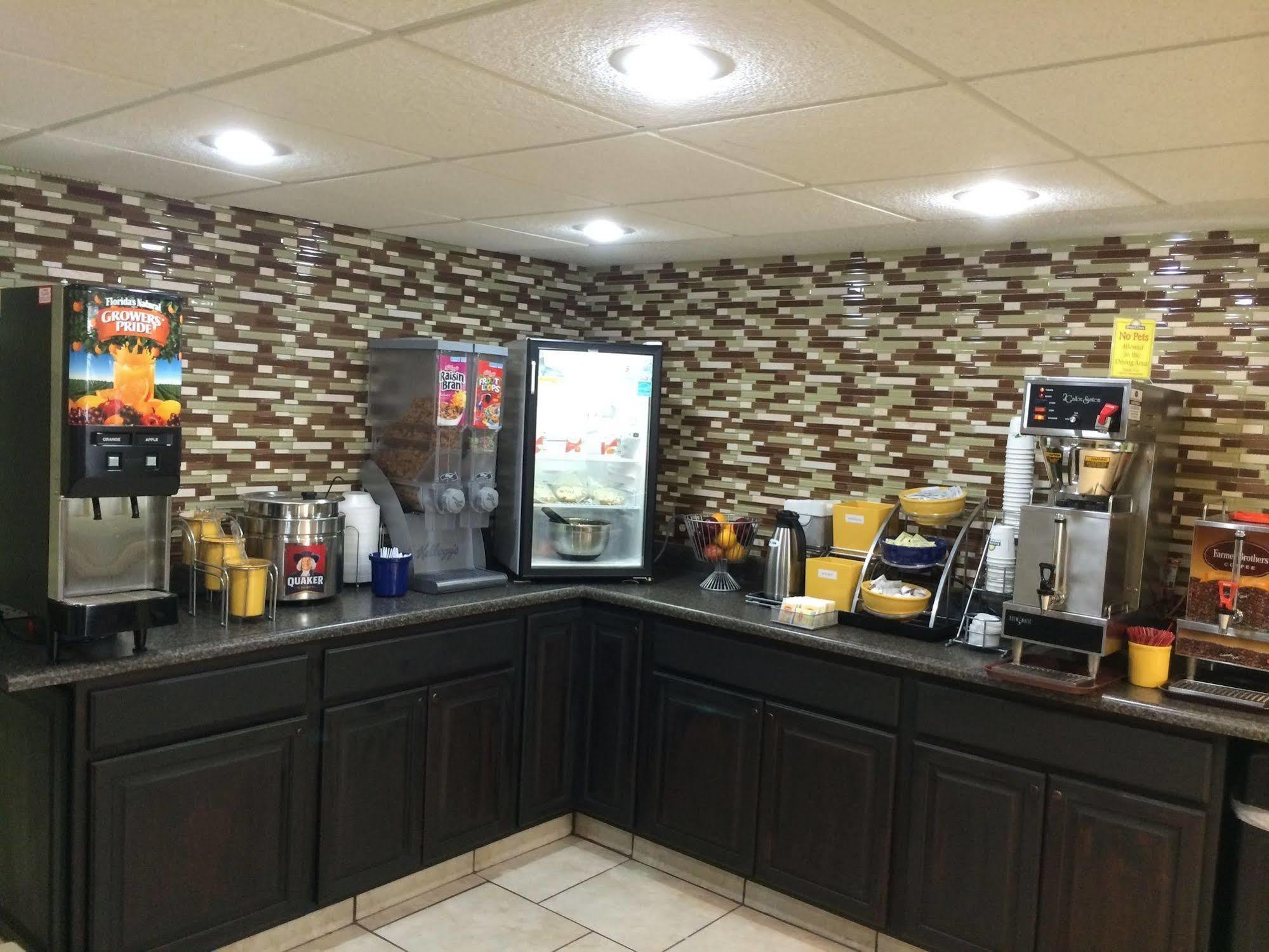Clarion Pointe Otel Jasper Dış mekan fotoğraf